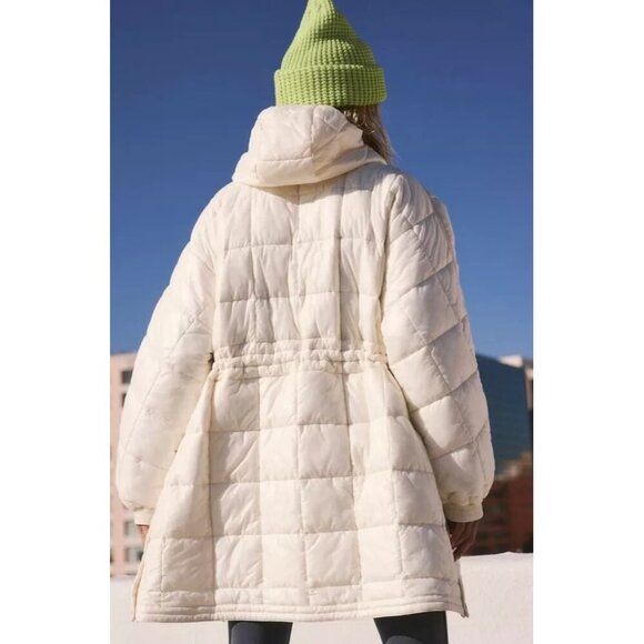 Free People Movement Patricia Packable Poncho Padded Puffer Jacket Ivory Small - Picture 3 of 7